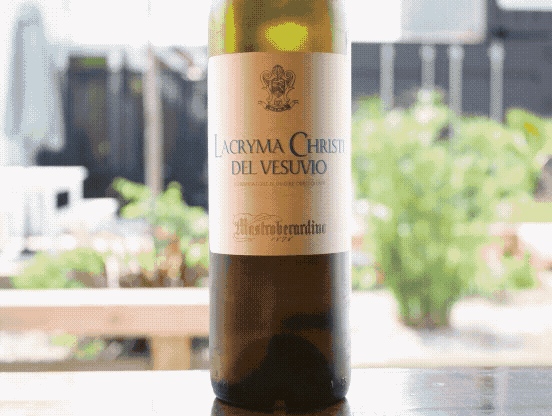 Vier Weißweine, die vor 50 Jahren angesagt waren. Was wurde aus den Top-Weißen der 1970er?